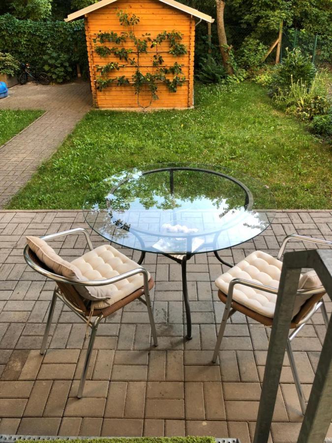 Erfurt, very close to centre, beautiful, quiet, parking !! Exterior foto